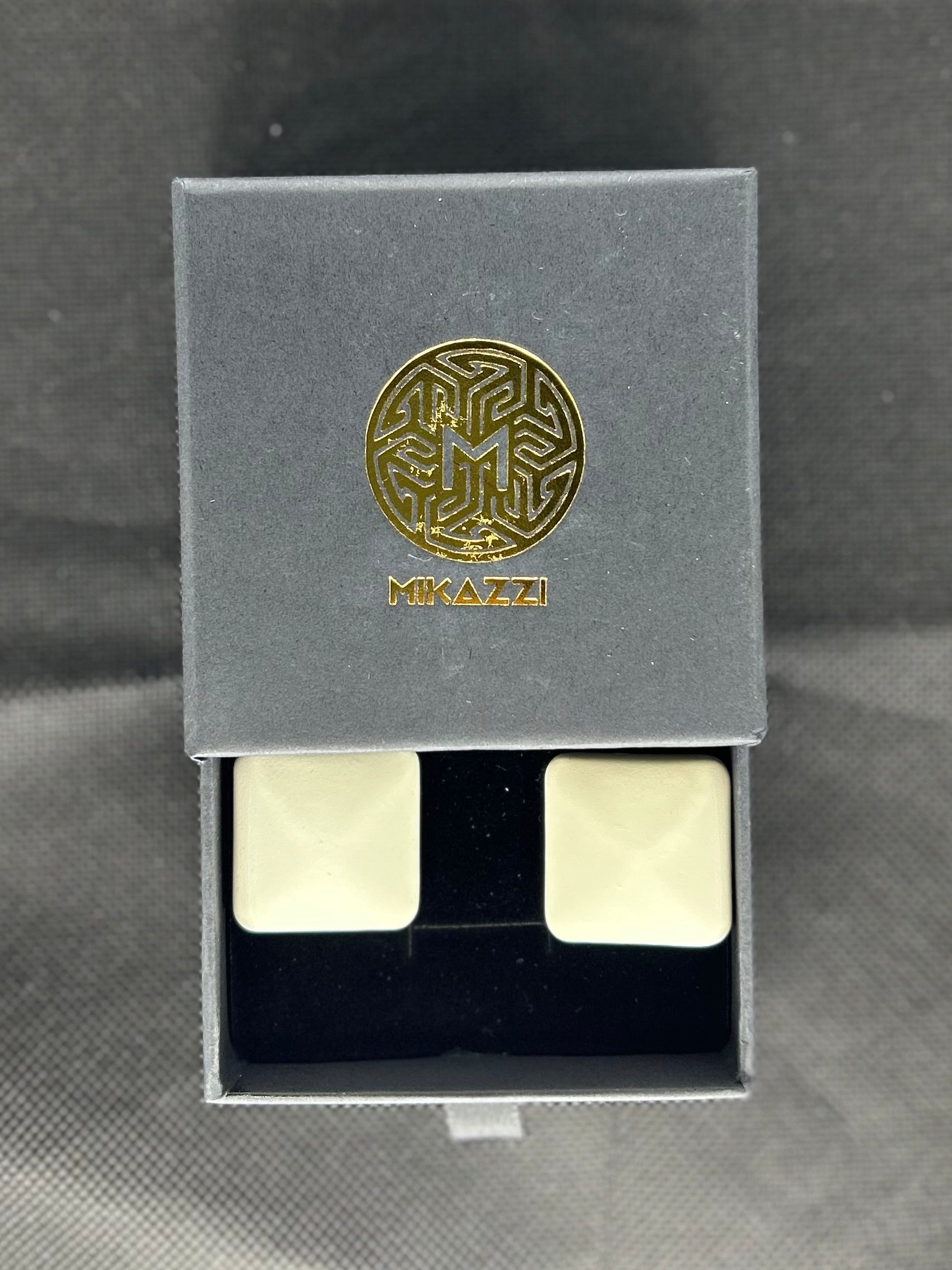 TWO-SHAPED EARRINGS